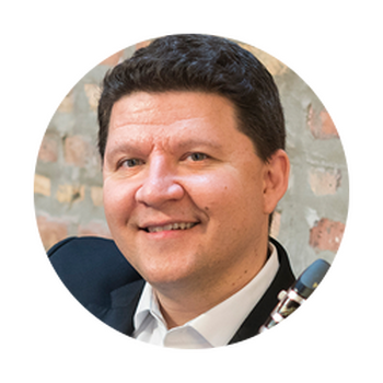 Alex fiterstein bio circle