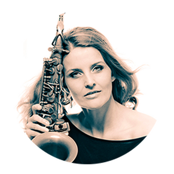 Karolina strassmayer bio circle